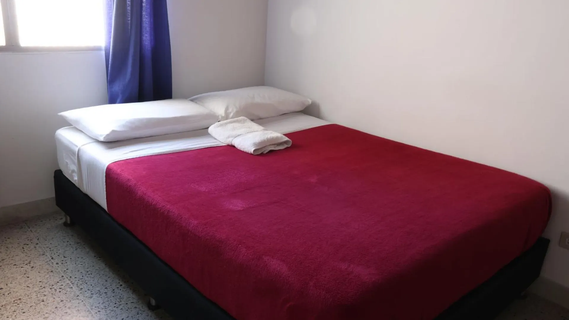 Living Poblado Manila 301 E Habitacion Doble Medellin Homestay