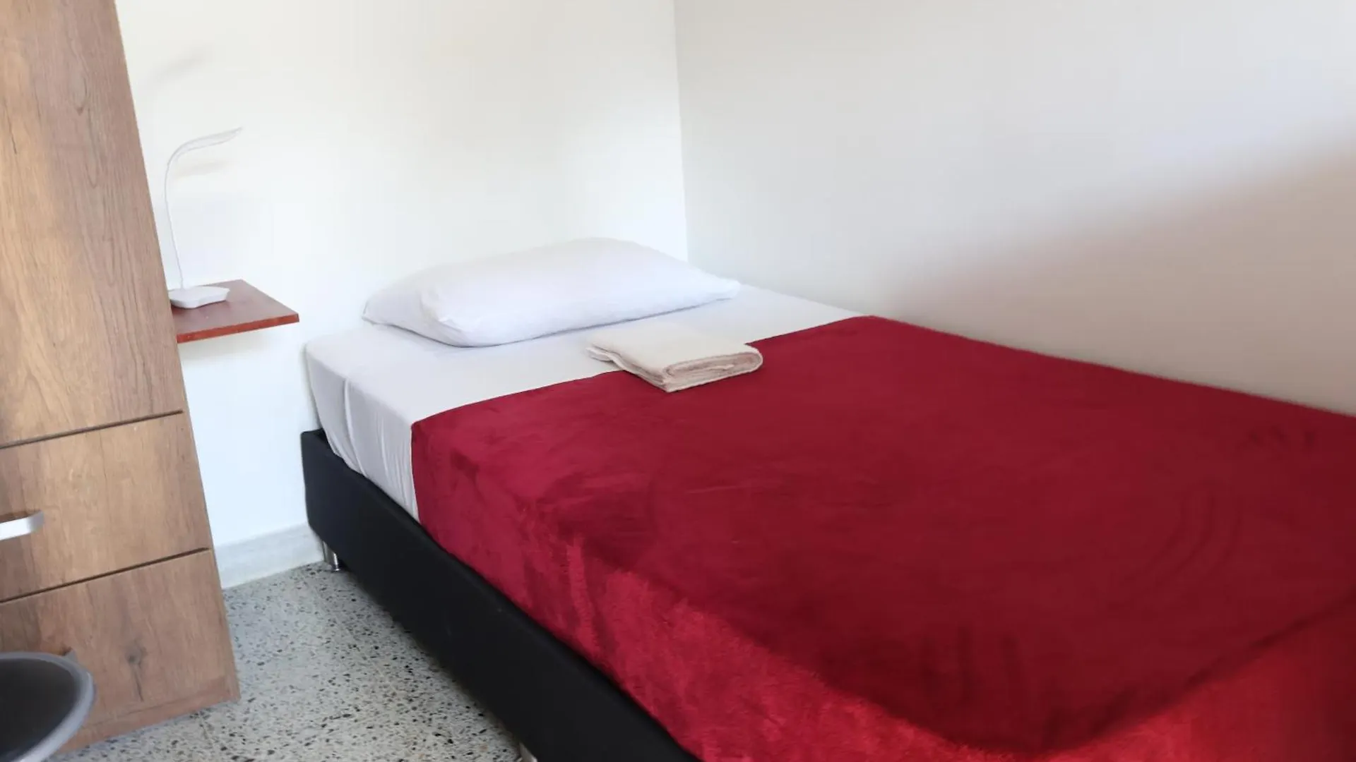Homestay Living Poblado Manila 301 E Habitacion Doble Medellin