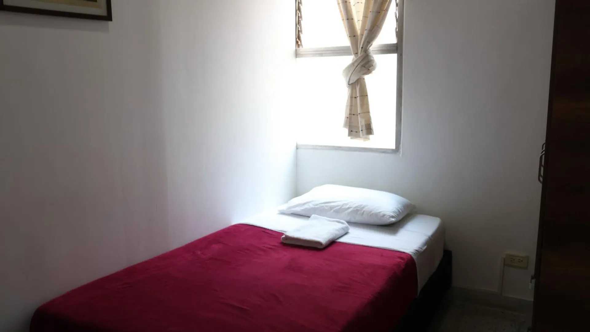 Homestay Living Poblado Manila 301 E Habitacion Doble Medellin