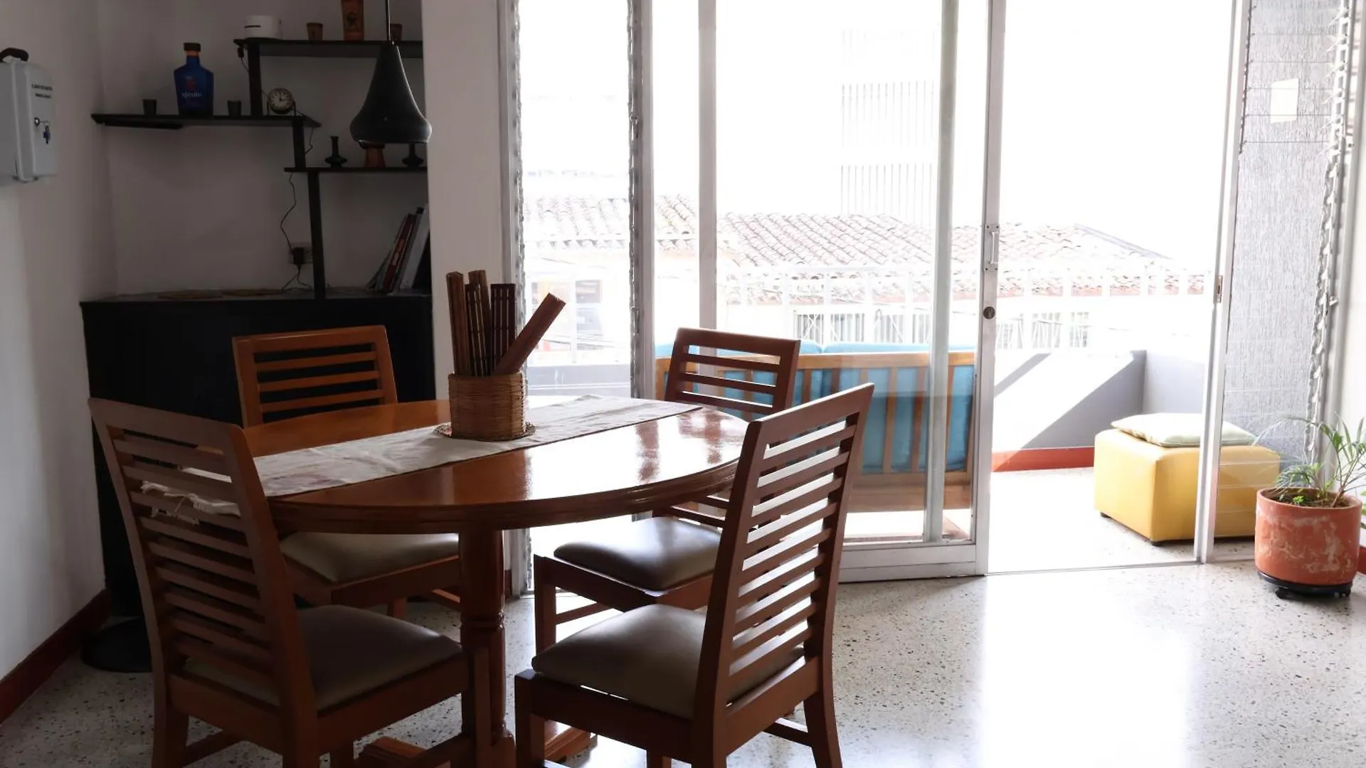 Living Poblado Manila 301 E Habitacion Doble Medellin Homestay